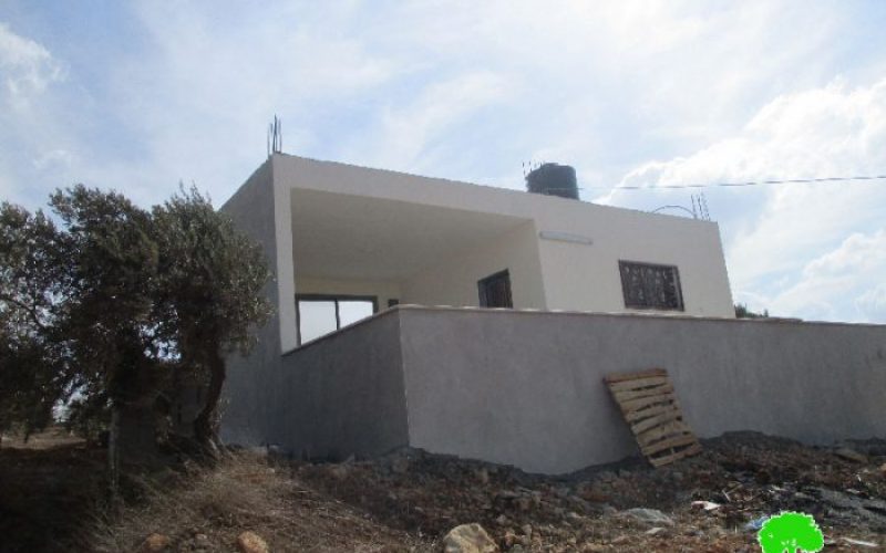 Israeli Occupation Forces notify structures of demolition and Stop-Work in Nablus governorate