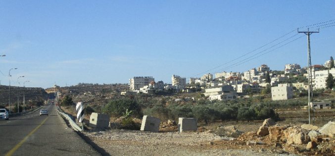Israeli Occupation Forces seal off agricultural road in Ein Yabrud village