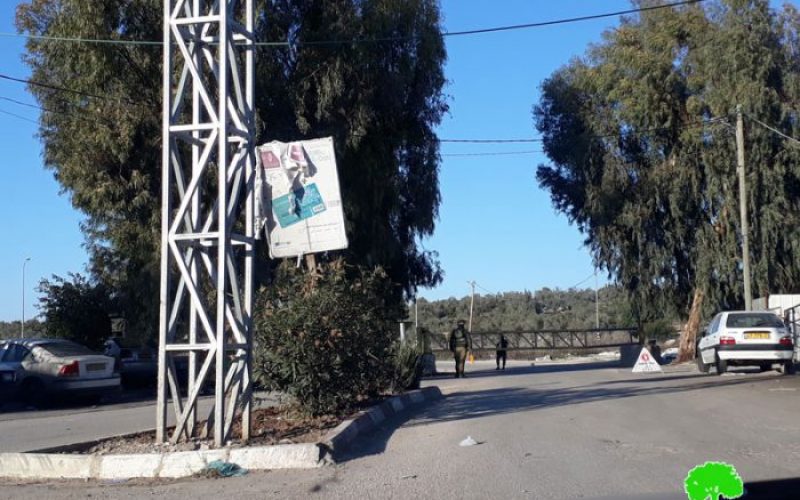 Israeli Occupation Forces seal off the entrance of Azzun village, east Qalqiliya governorate