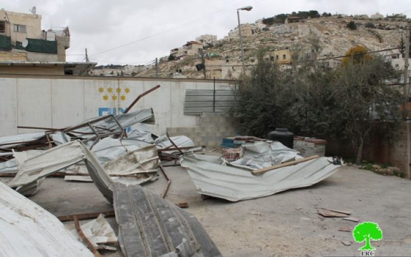 Israel Municipality demolishes commercial structures in the Jerusalem neighborhood of Wad Qaddum