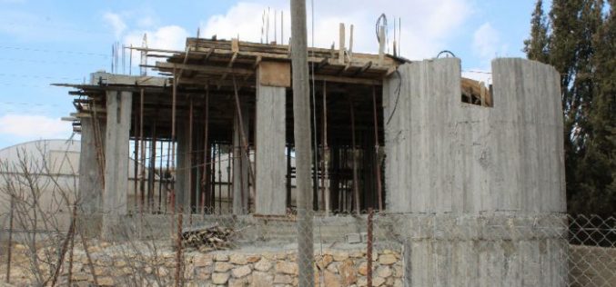 Stop-work orders on four residences in Beit Ummar village