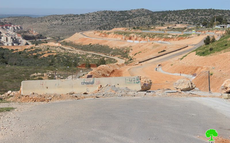 Israeli Occupation Forces close agricultural road in Bethlehem village of Husan