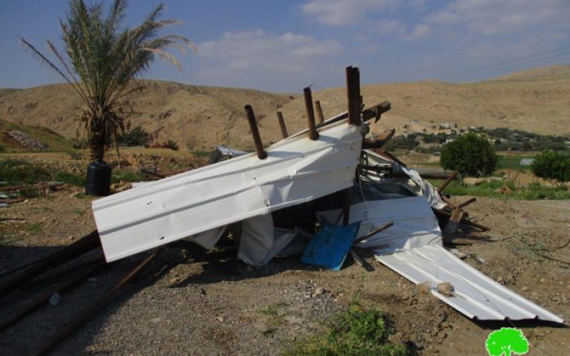 هدم ورشة للحدادة في منطقة الجفتلك بمحافظة أريحا