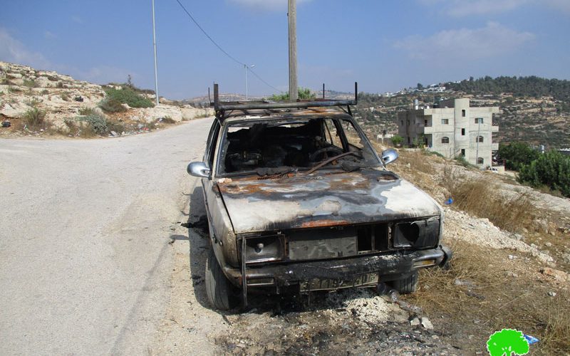Israeli gangsters torch Palestinian vehicles in Ramallah