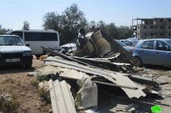 Israel’s Occupation Forces demolish commercial kiosks near Ni’lin checkpoint