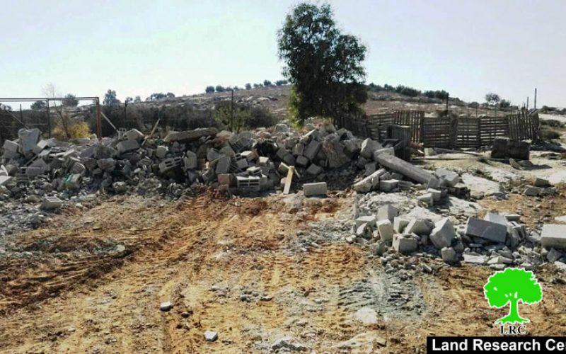 Israel’s Occupation Forces  demolish agricultural room in the Hebron city of Yatta