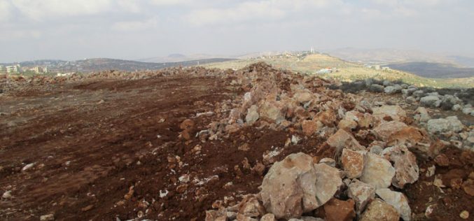 Israel’s Occupation Forces  demolish retaining walls and close roads in Nablus governorate
