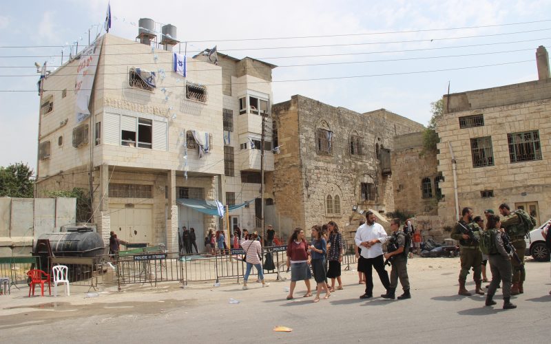 Israeli Colonists take over Hebron’s Old City building