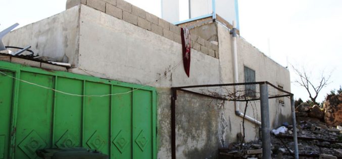 هدم ومصادرة منشأة سكنية في قرية الرفاعية شرق يطا / محافظة الخليل