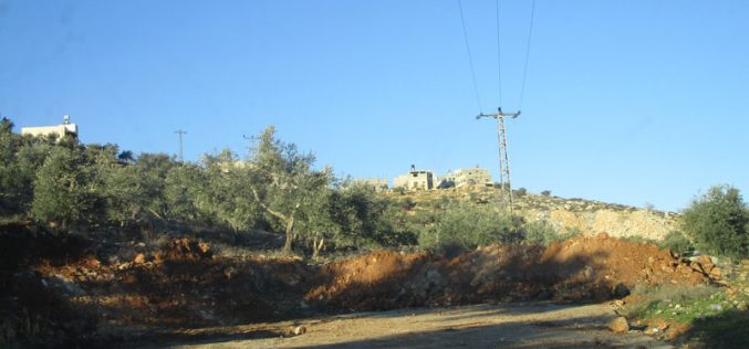 Israeli Occupation Forces seal off the entrance of Osarin village in Nablus