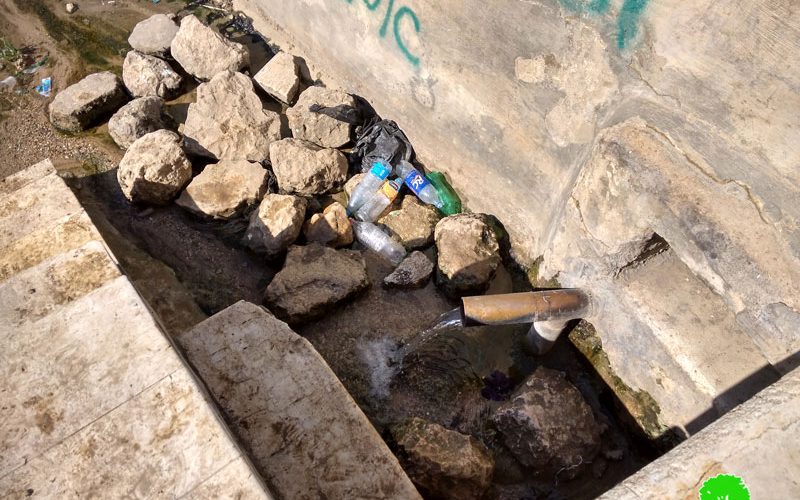 Israeli Occupation Forces close water spring and assault farmers south Hebron Governorate