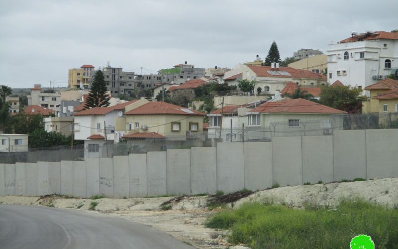 الاحتلال الاسرائيلي يجري تغيرات جديدة في بنية الجدار العنصري حول قرية عزون عتمة