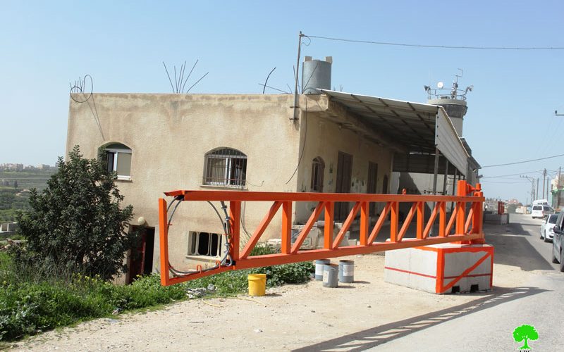 Israeli Occupation Forces set up metal gates at Khursa village entrance