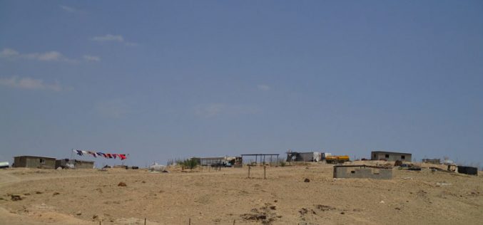 مصادرة مواد بناء أثناء إنشاء مسكن في تجمع عرب الزايد في قرية النويعمة محافظة أريحا