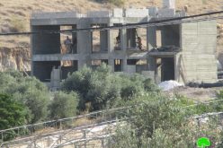 إخطار بوقف البناء لمجمع الخدمات بحجة عدم الترخيص في قرية كردلة  / محافظة طوباس