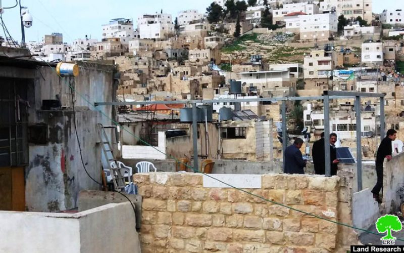 Halt of construction on a citizen’s home in Ash-Shuhada’Street/ Hebron governorate