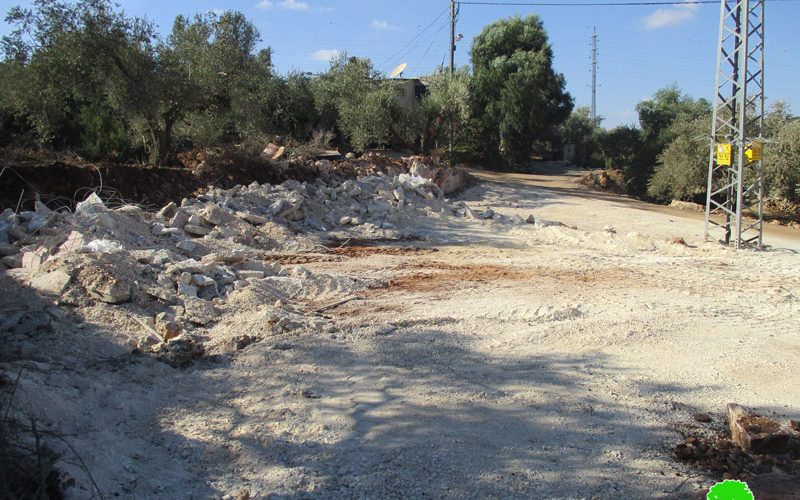 Ravaging a base of an under construction facillity in Deir Istiya/ Salfit city