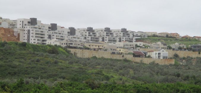 The Israeli occupation imposes more restrictions on people of Azzun Atma