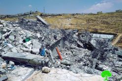 الاحتلال يهدم مبنى وبئراً للمياه في”خلة الشرباتي” جنوب الخليل