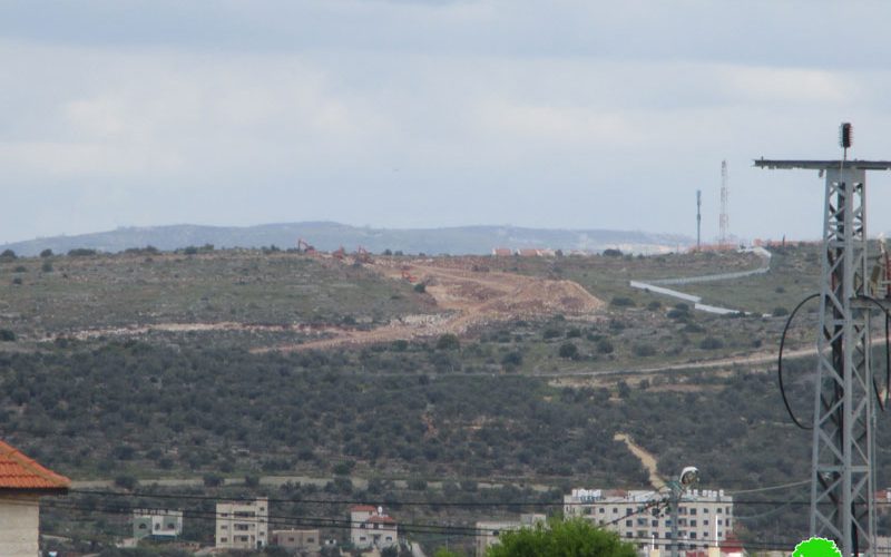 Opening a new colonial road in Salfit