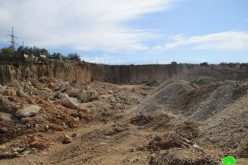 The occupation authorities halt rehabilitation work on an agricultural land in Qalqilya