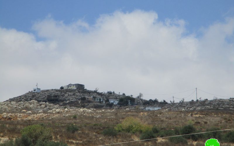 Settlers of “Talmon” build a new outpost on Ras Karkar village lands / Ramallah governorate