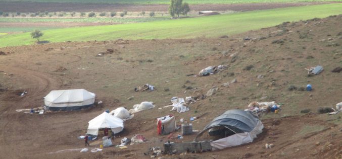 Demolition and confiscation of two tents in east Einun area / Tubas governorate