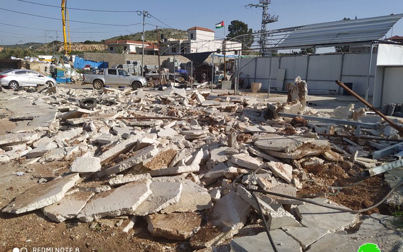 Israeli Violations in the time of Corona: Demolition of a car wash in Al-Lubban Al-Gharbi / North Ramallah