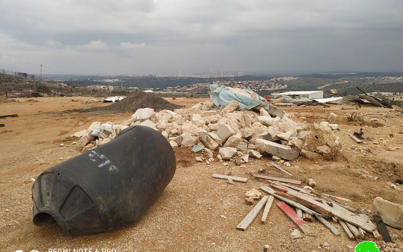 Demolishing a facility in Ni’lin / Ramallah governorate