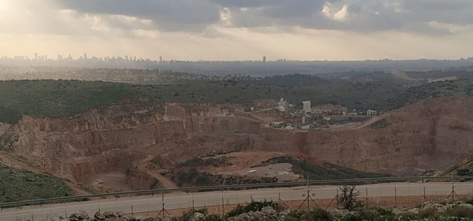 New plan to expand an illegal Quarry in Az-Zawiya / Salfit