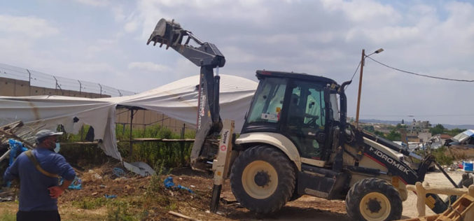 The Occupation Demolished Two Facilities in Nazlet ‘Issa \ North Tulkarem