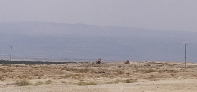 Israeli bulldozers ravage vast areas in Deir Abu Hajla / Jericho