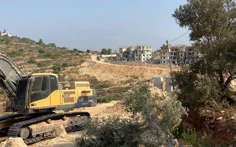 The Israeli Occupation machineries uproot 22 olive trees in Ras Karkar village / Ramallah governorate