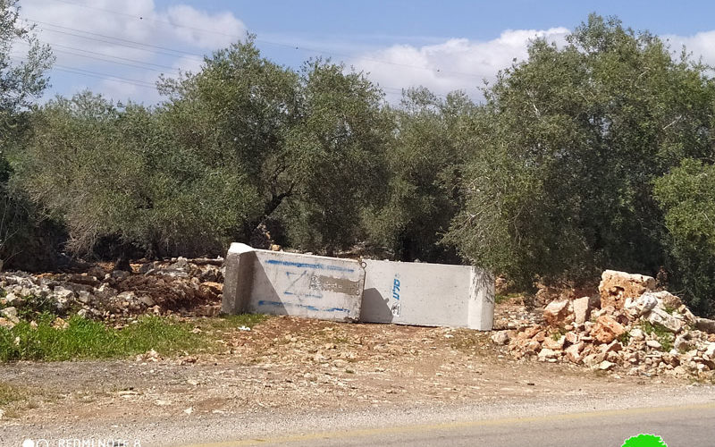 Closure of five agricultural roads in Deir Istiya / Salfit governorate