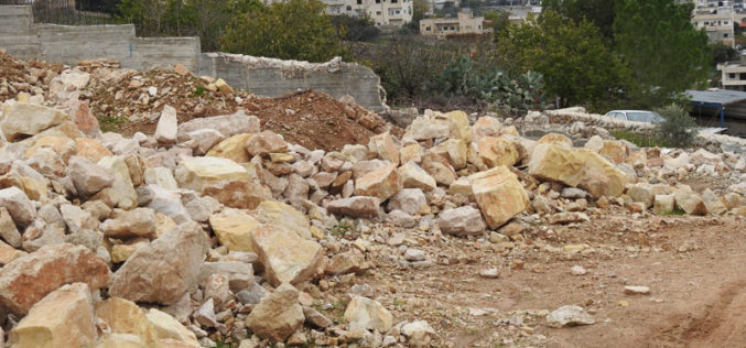جيش الاحتلال يجرف أرض ويهدم جدران استنادية في  بلدة بتير / محافظة بيت لحم