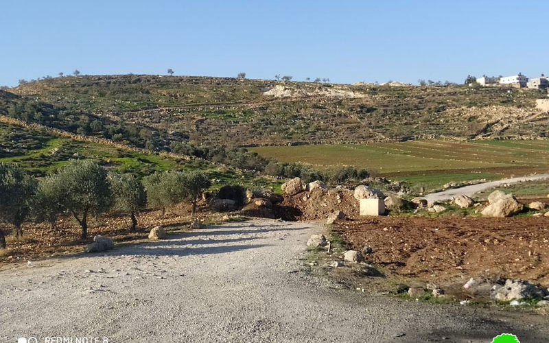 The Occupation Forces Seal off Al-Mughayyir village entrance \ Ramallah governorate