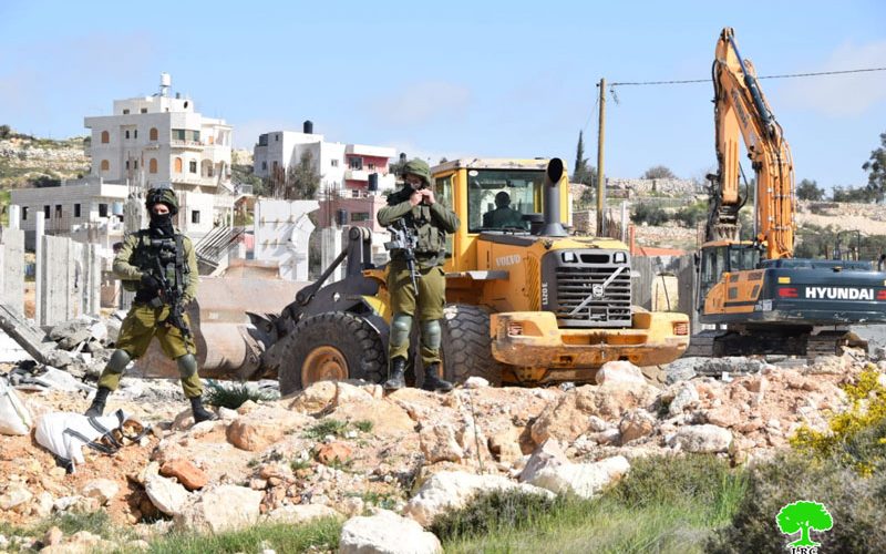 House and Cistern demolished in Khallet Al-Warda in Bani Na’im town / south Hebron