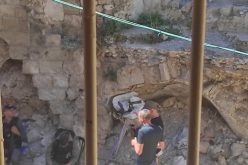 Illegal Colonists Ravage an ancient house for Miswada family at the Old City of Hebron