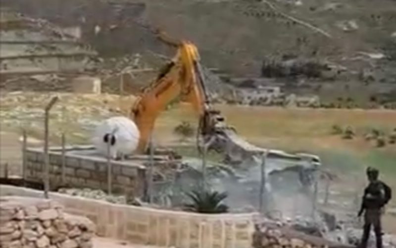 The Israeli Occupation Demolishes a House Belongs to Ja’abis family in Beit Sahur city / Bethlehem Governorate