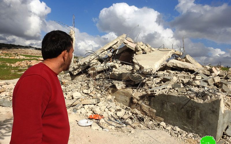 Demolition of a house and notifying an Electricity Network in Idhna town West Hebron