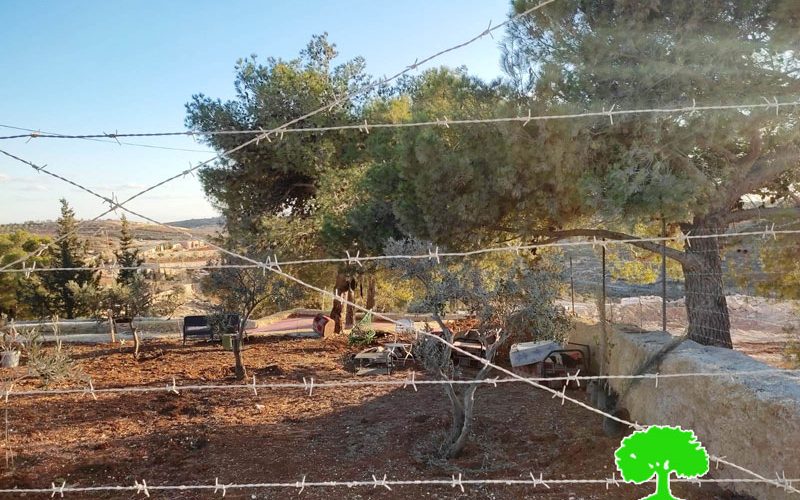 الاحتلال يصدر أوامر بهدم مساكن وجدار استنادي ببلدة بني نعيم شرق الخليل