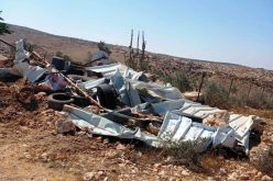 The occupation demolishes a residence, a barracks and a water well in Al-Ramadin, south of Hebron