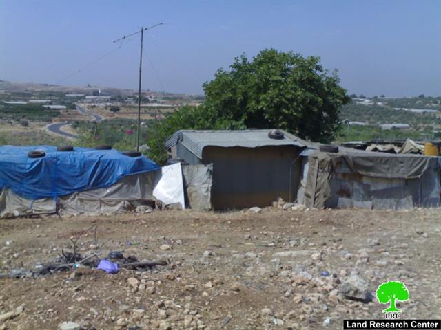 إخطار عدد من المنشآت الفلسطينية بوقف البناء في قرية يعبد