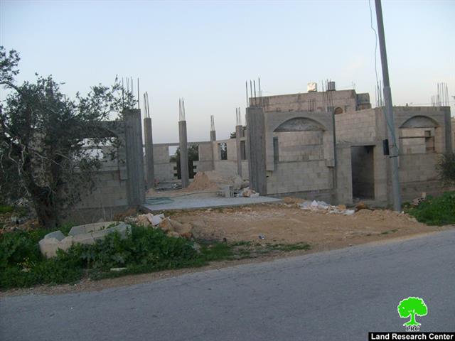 Halt of construction notifications in the village of Azzun