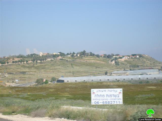 هدم 37  منزلاً ومنشأة   في خربة الرأس الأحمر