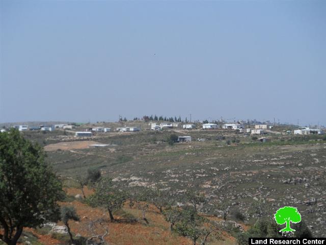 أعمال توسعة للبؤرة الاستعمارية عمونة تطال الموقع الأثري دير خديجة في قرية دير جرير