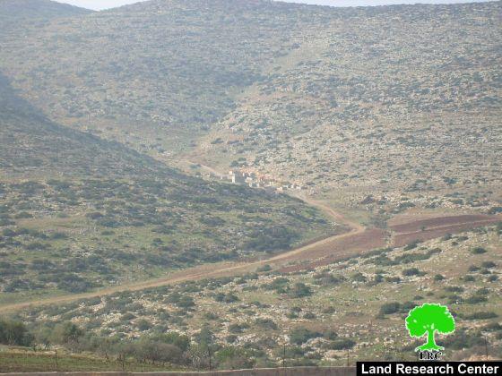 The Israeli army continues to stop people from opening an agricultural road in Tubas