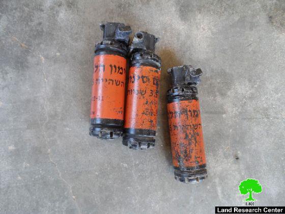 Stop-work orders for a health clinic in Jabna village- Yatta / Hebron governorate