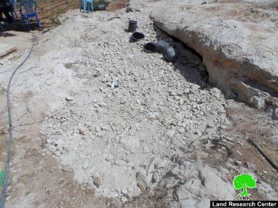 Colonists Attack the House of a Citizen in Hebron