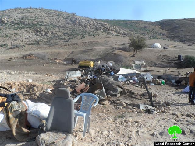 The Israeli occupation totally razes Umm Jamal dwelling